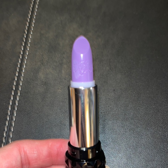 🆕Kat Von D studded kiss lipstick COVEN violet NIB FULL SIZE sold out online!!! - Picture 2 of 13